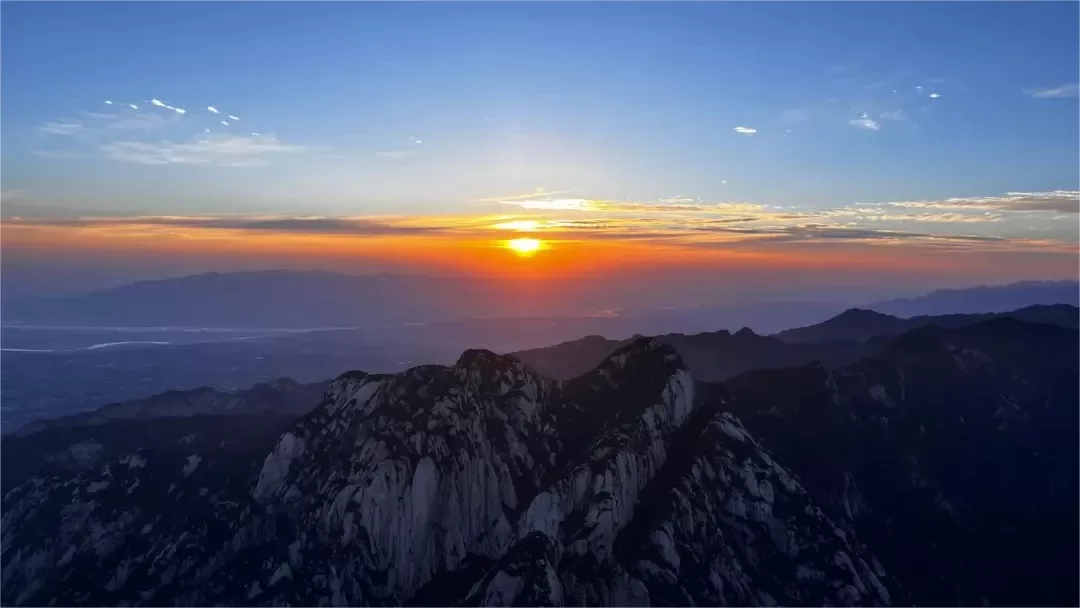 how long does it take to climb mount hua