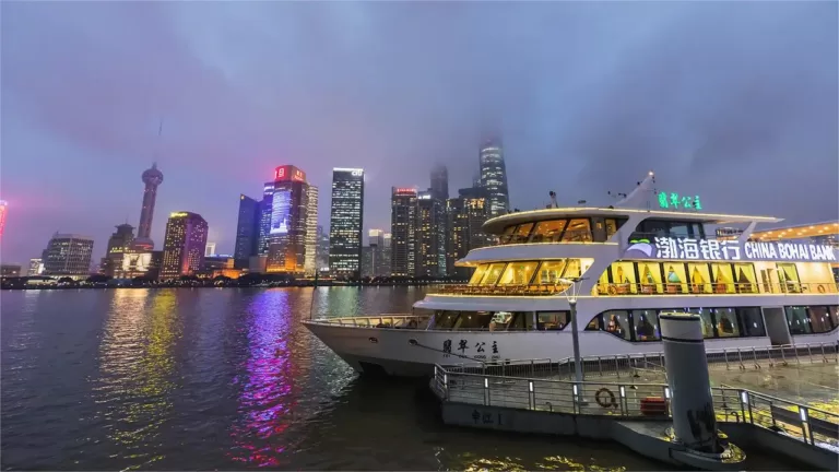 huangpu river cruise