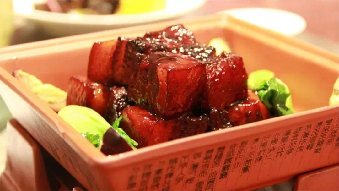 shanghai-style braised pork belly - hongshao rou