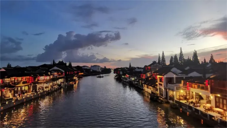 zhujiajiao water town