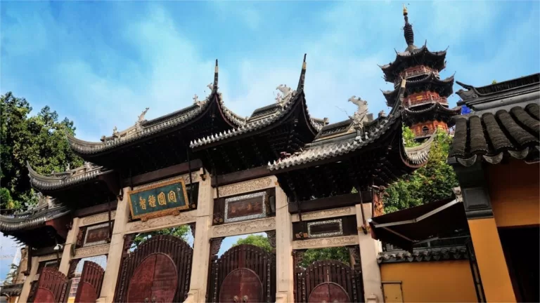 6 facts about Longhua Temple, Shanghai