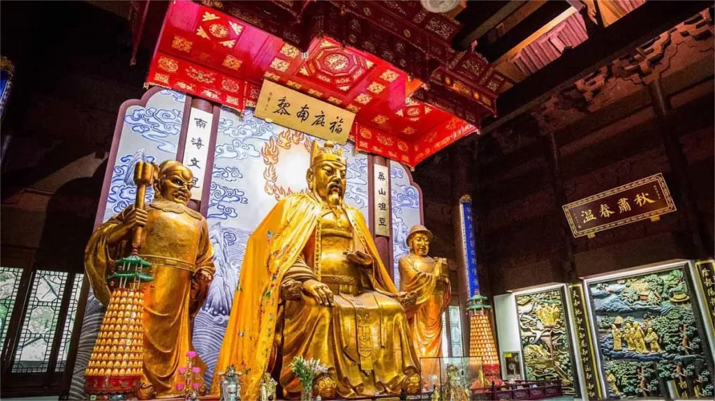 8 facts about City God Temple Xi'an