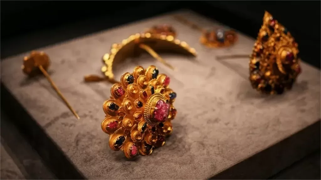 Beijing Capical Museum vs. National Museum of China