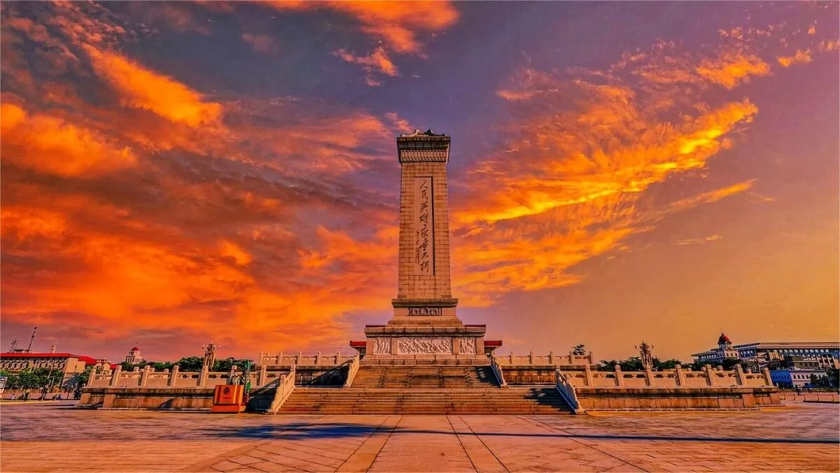 Monument to the People’s Heroes
