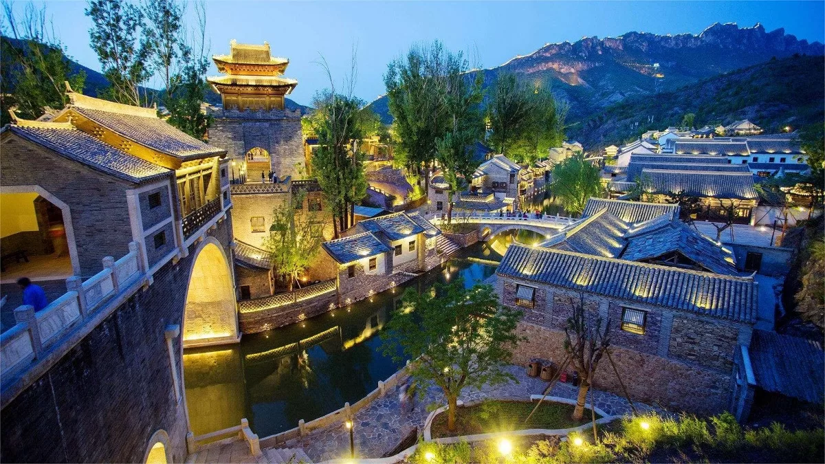 Mutianyu and Gubei Water Town