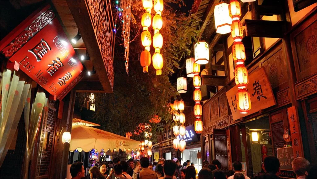 What to do in Jinli Pedestrian Street, Chengdu