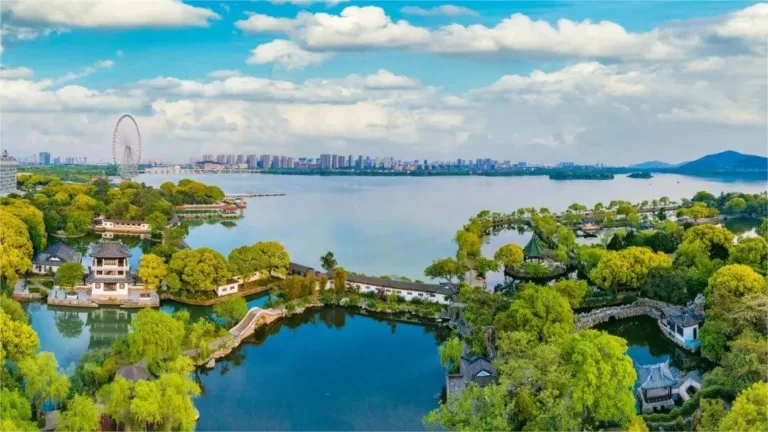 facts about dianshan lake