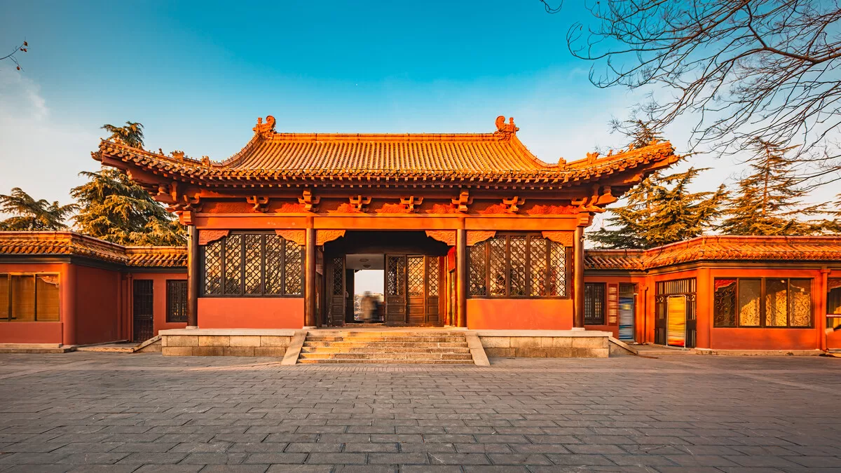 ming palace ruins park