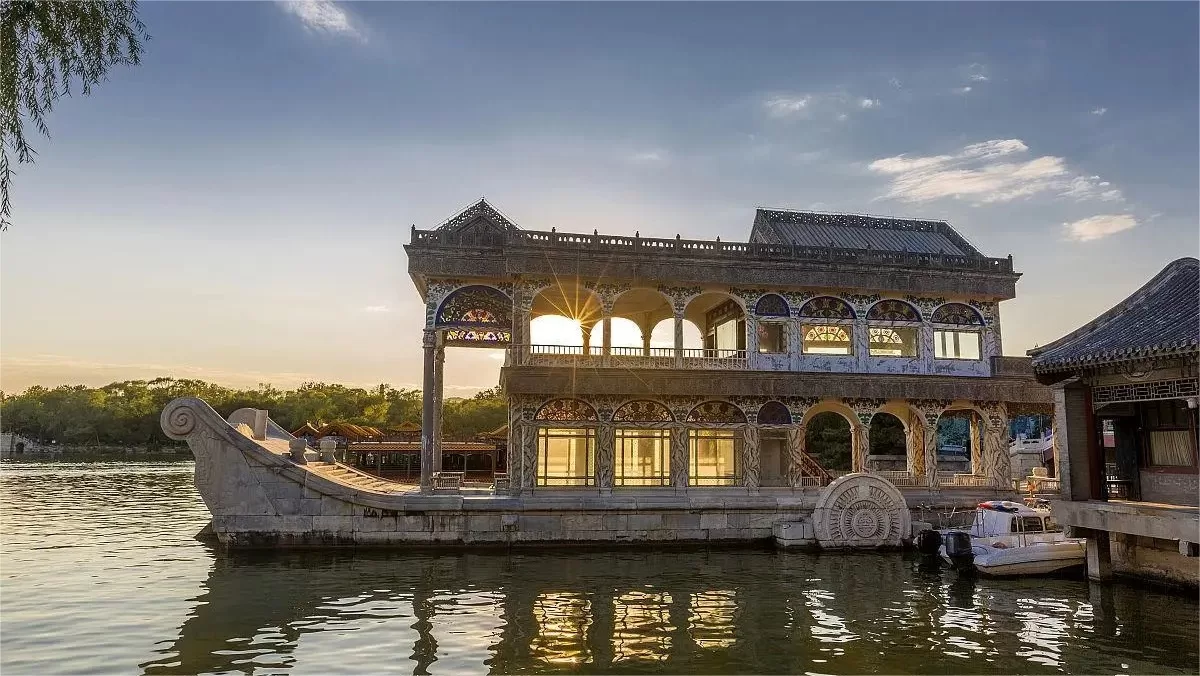 the marble boat in summer palace