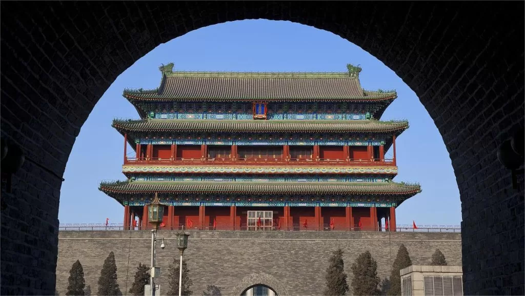 zhengyang gate - the front gate used to protect the captial