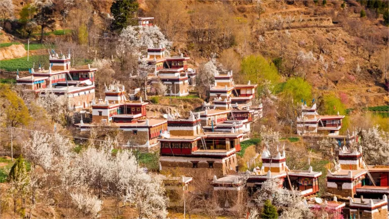 jiaju tibetan village