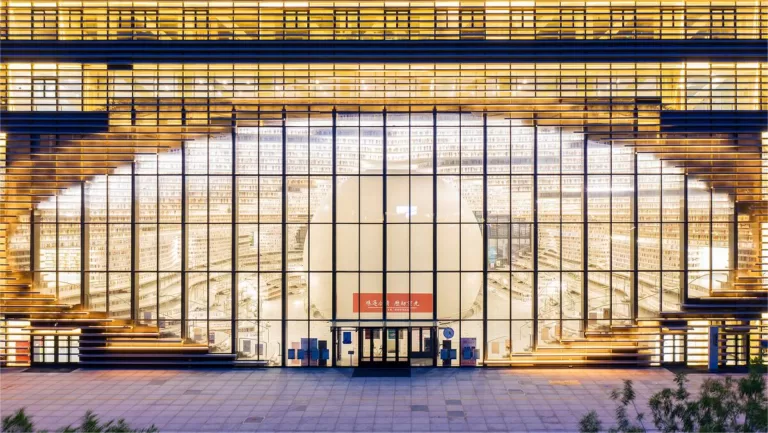 the architecture of tianjin binhai library