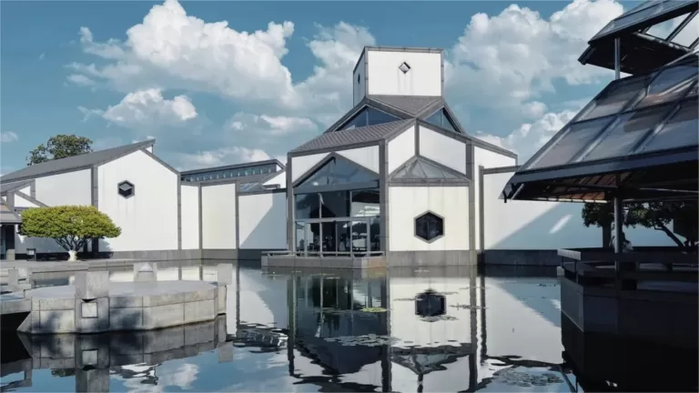 the structure of suzhou museum