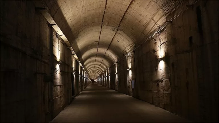 816 Nuclear Military Plant