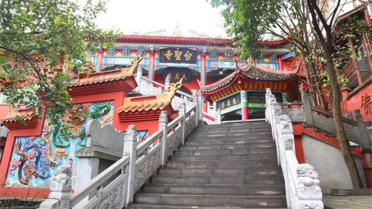 hongfu temple guiyang 1