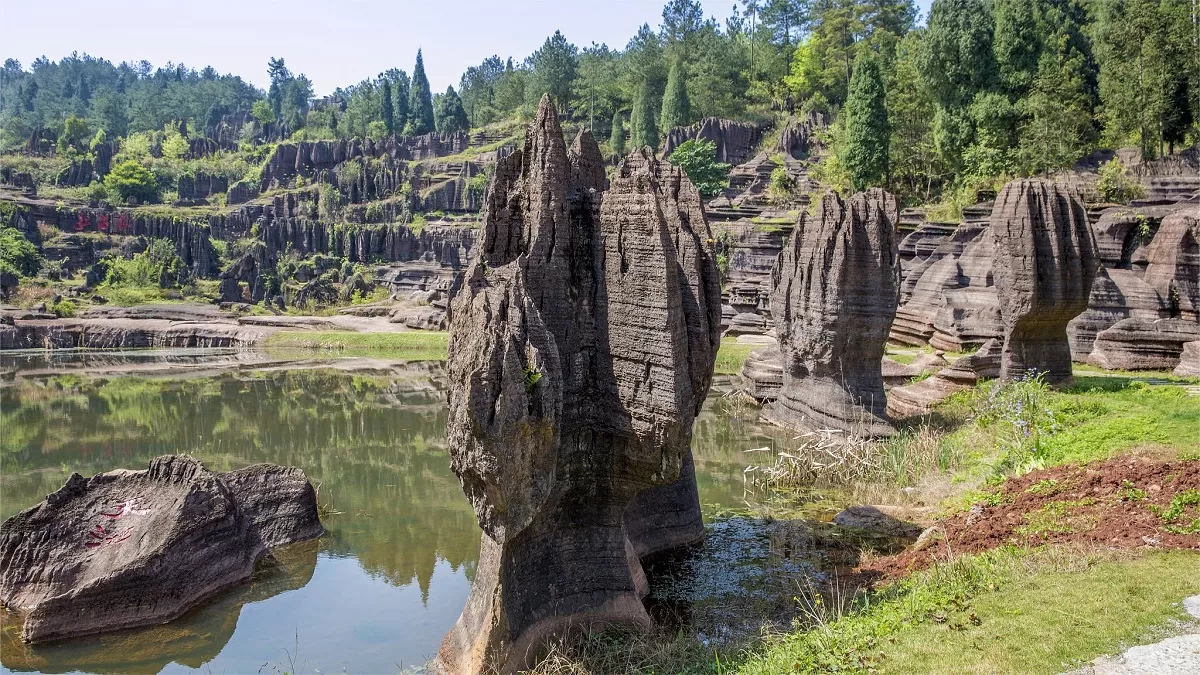 suobuya stone forest enshi