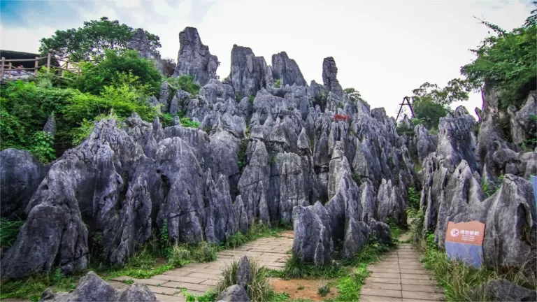 wansheng stone forest
