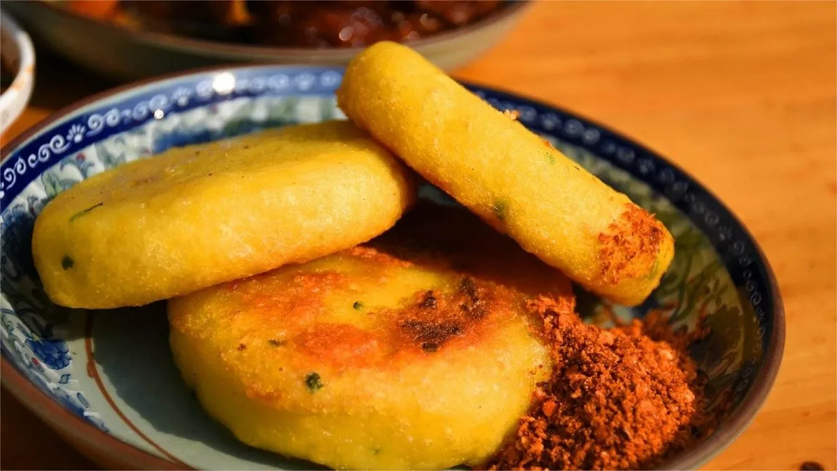 yang yu ba (potato cake)