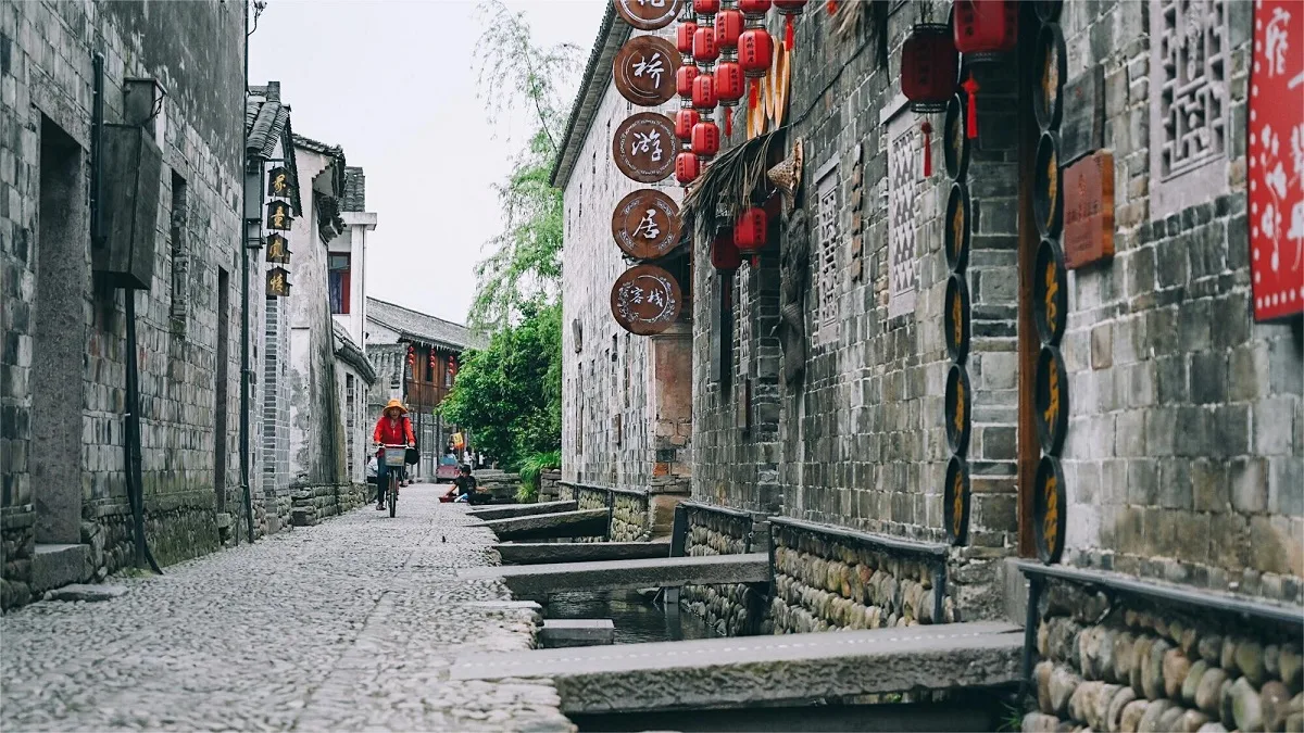 qiantong ancient town ningbo
