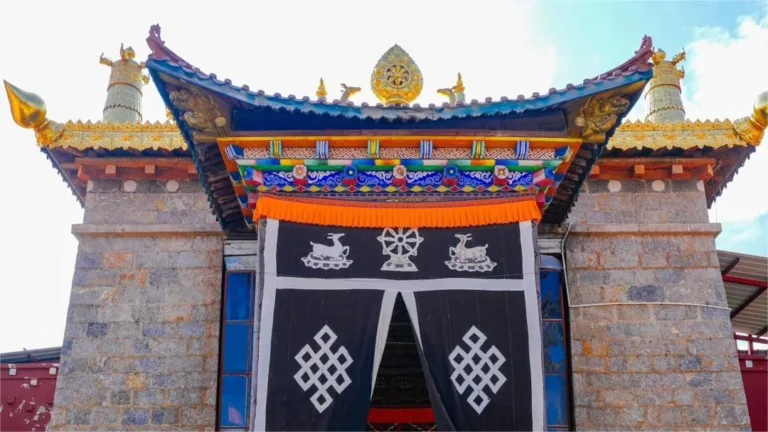 Baiji Monastery, Shangri-La