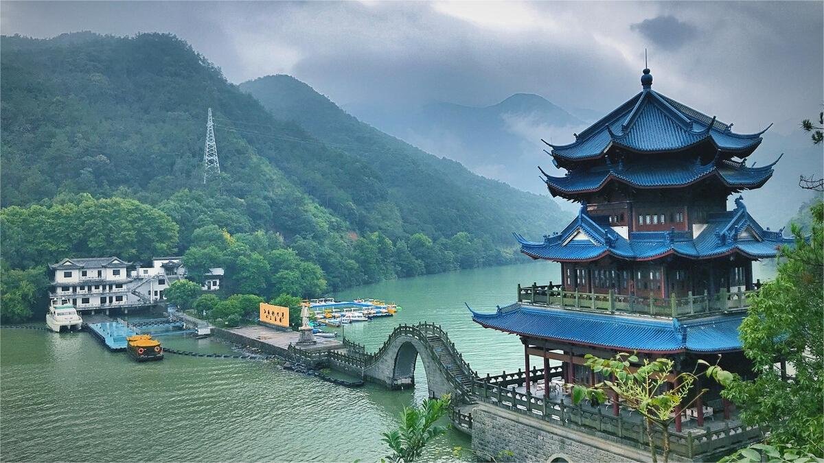 Little Three Gorges of Fuchun River