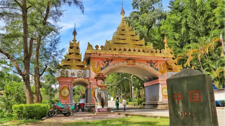 Mengjinglai Village Xishuangbanna