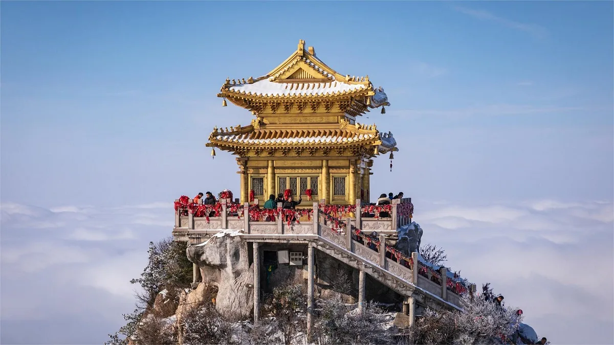 Yuhuang Summit In Mount Tai